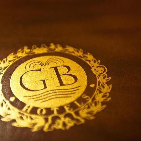 Grand Hotel Trieste & Victoria Abano Terme Esterno foto Gold-embossed monogram