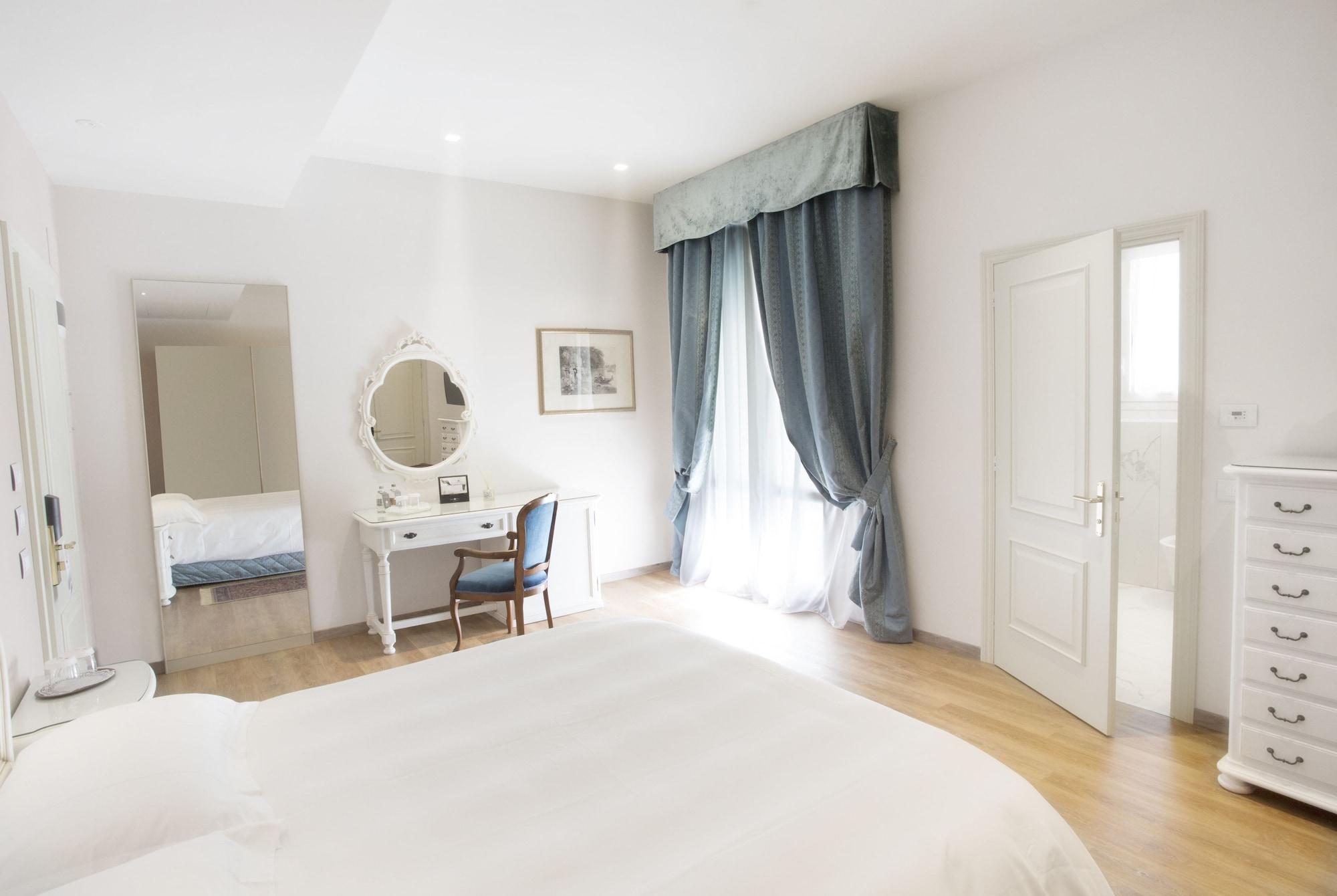 Grand Hotel Trieste & Victoria Abano Terme Esterno foto A bedroom
