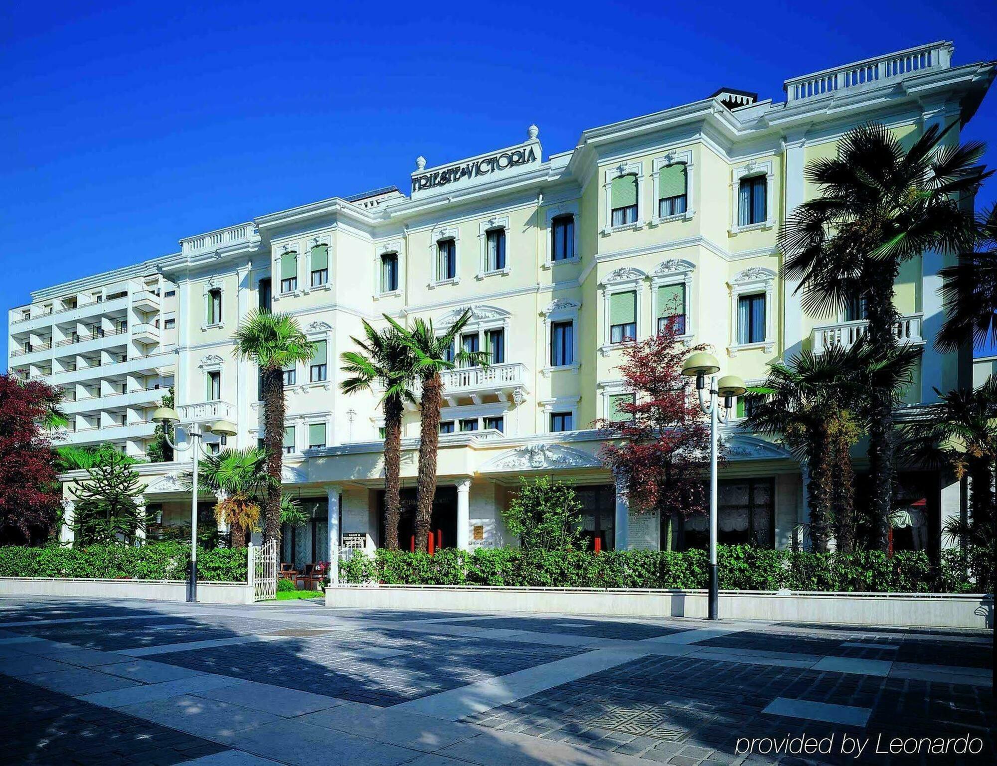 Grand Hotel Trieste & Victoria Abano Terme Esterno foto The hotel in 2008